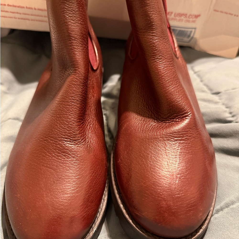 Elegant Marc Joseph Leather Women's Boots size 9